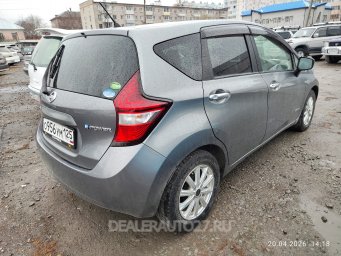 Ниссан Нот E-Power гибрид 2017г 3