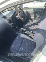 NiSSAN AD 2001 2