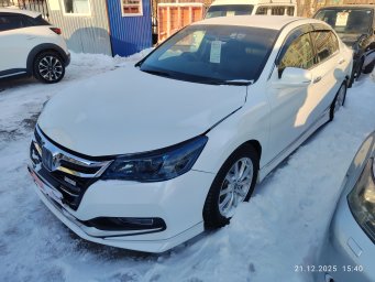 Honda Accord 2014г 2л гибрид 2