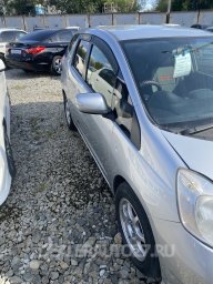 Honda fit shutle 2012 2