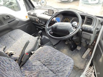 Isuzu ELF 2001г 3.1л Рефрежератор 3