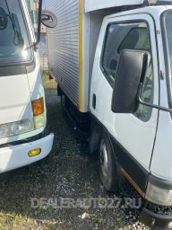 MitSUBishi CanTeR 1999 2