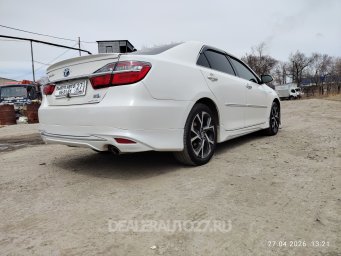 Toyota Camry HYBRID 2015г 1