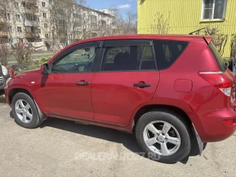 Toyota Rav4 2005г 4ВД 2