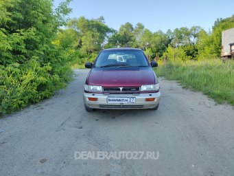 Mitsubishi Chariot 1993г 2л  4вд 0