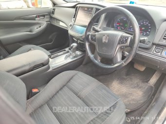 Toyota Crown ATHLETE S 2014г 2.5 гибрид 1