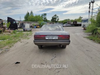 Toyota Crown 1988г 2л 1