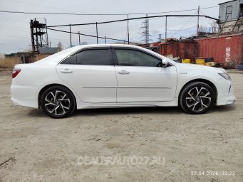 Toyota Camry HYBRID 2015г 2